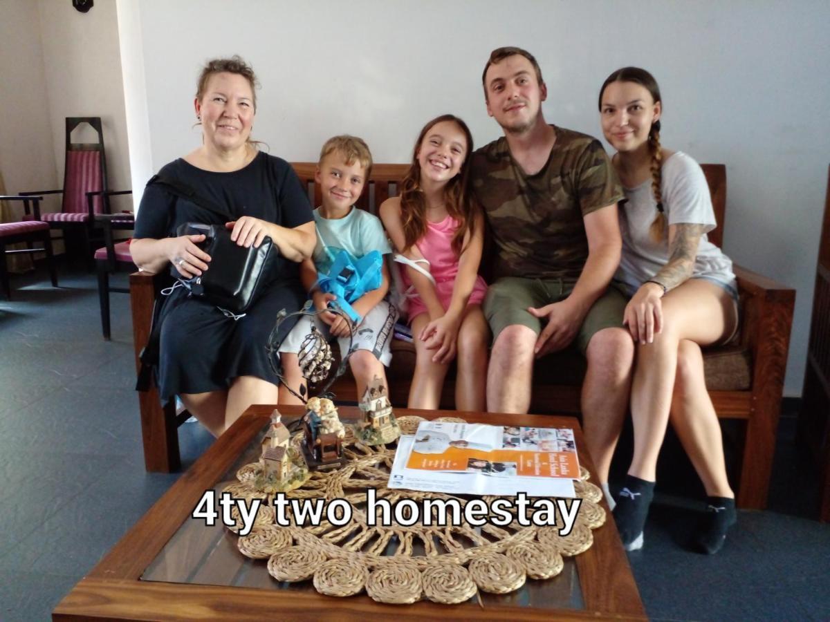 4Ty Two Homestay Galle Extérieur photo