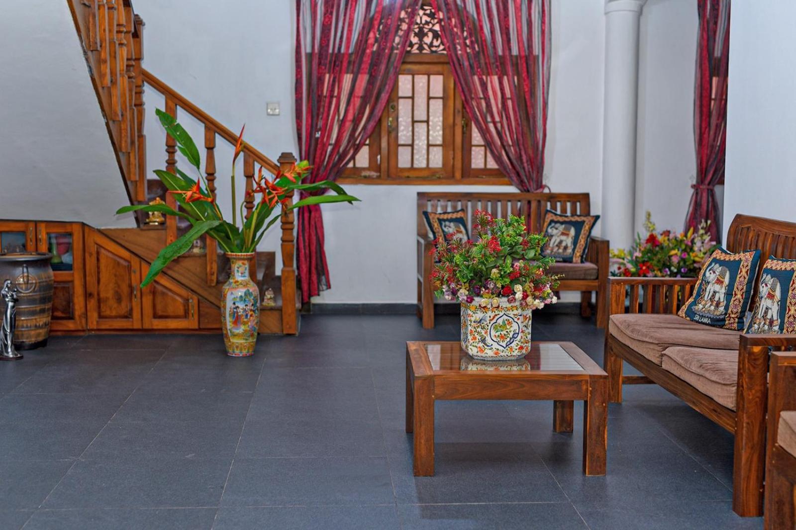 4Ty Two Homestay Galle Extérieur photo