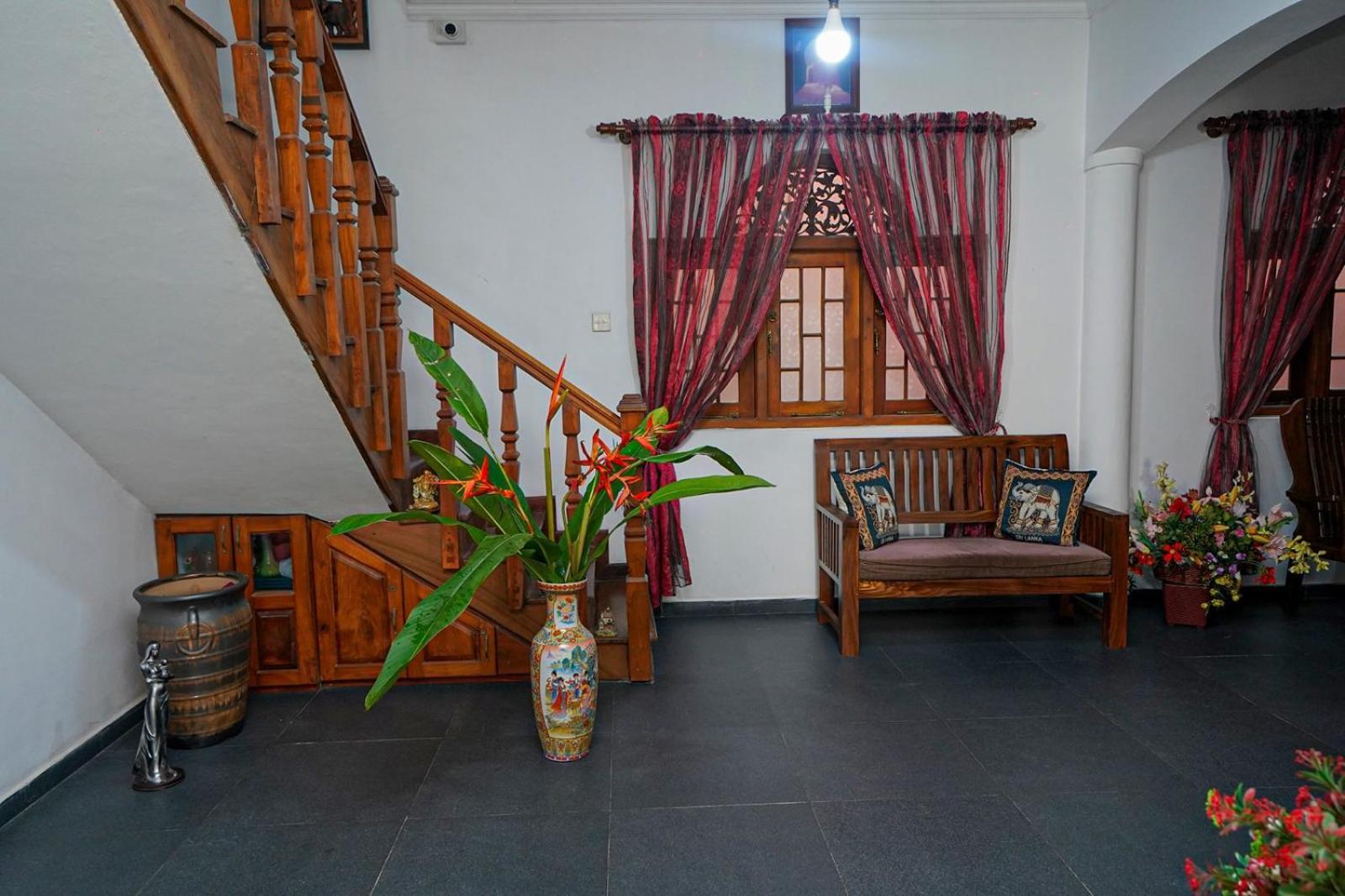 4Ty Two Homestay Galle Extérieur photo
