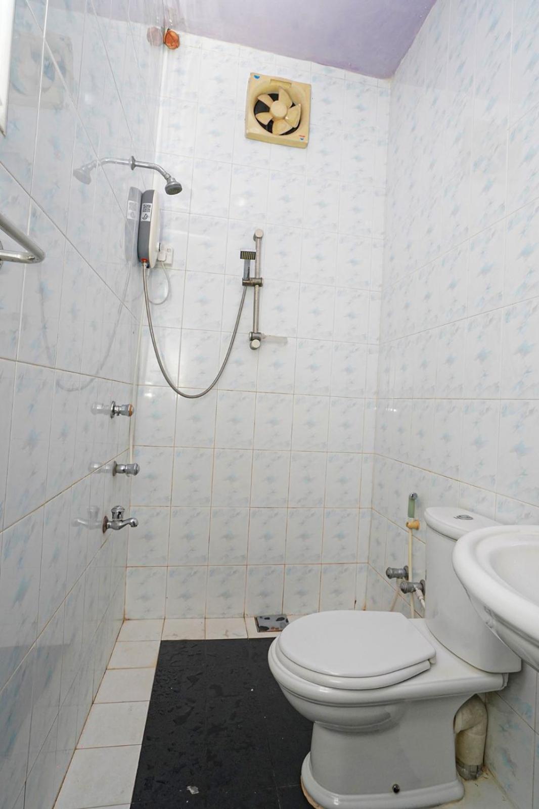4Ty Two Homestay Galle Extérieur photo