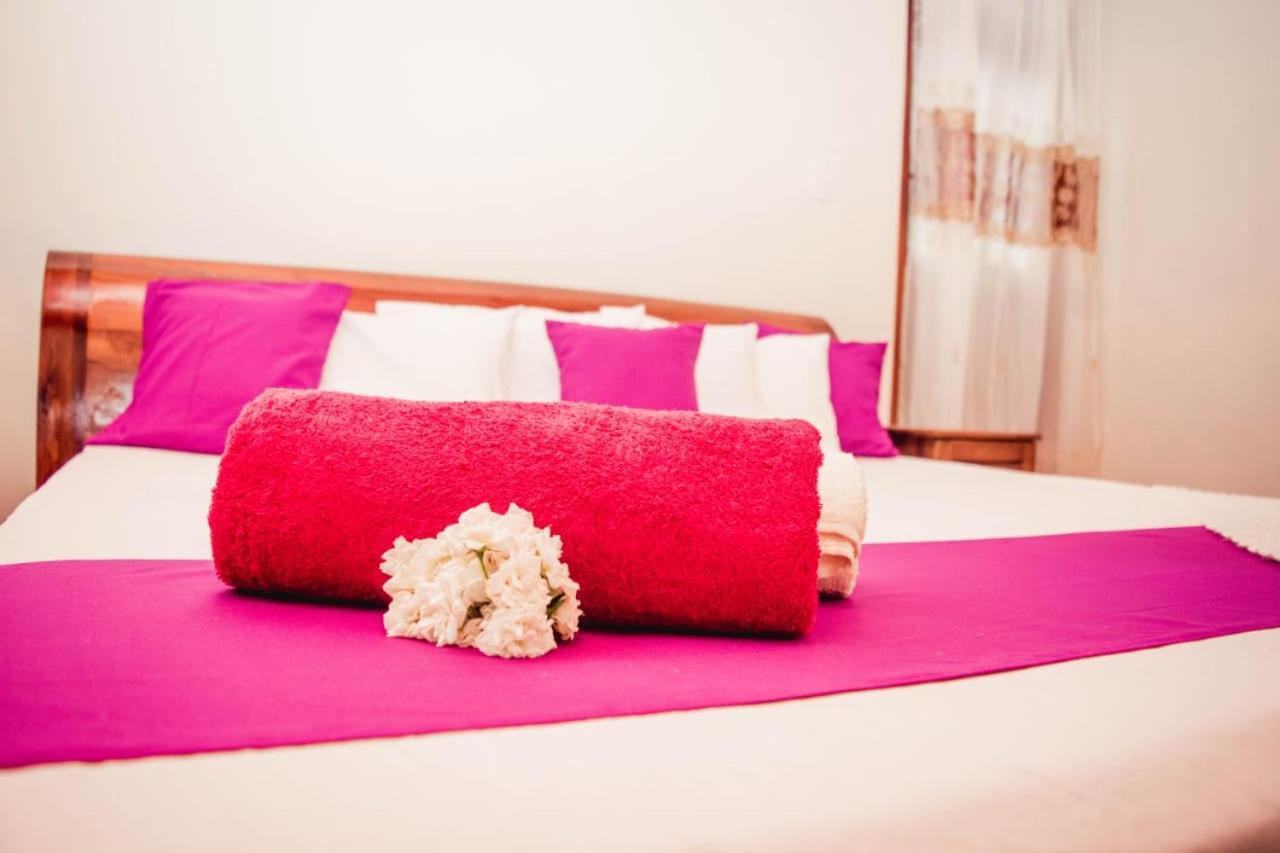 4Ty Two Homestay Galle Extérieur photo