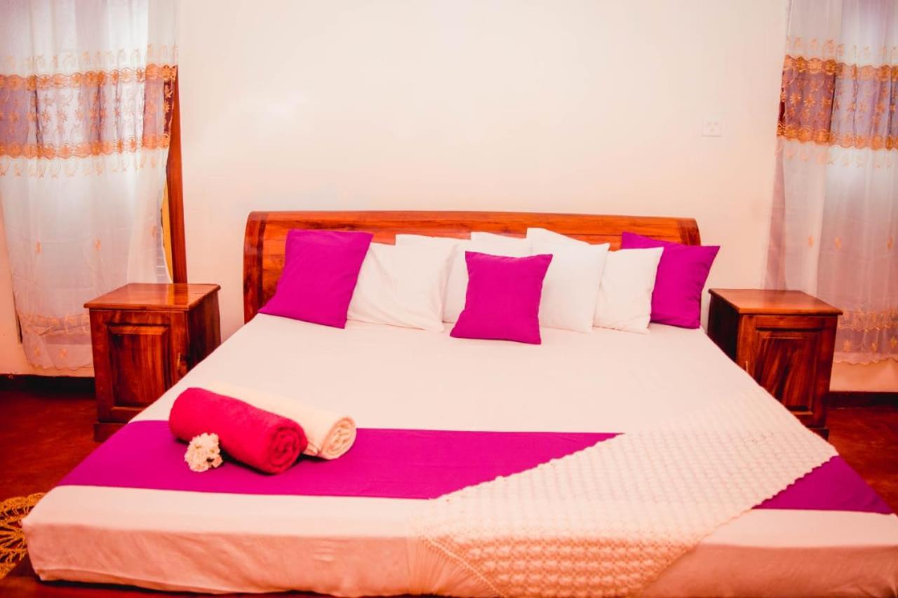 4Ty Two Homestay Galle Extérieur photo