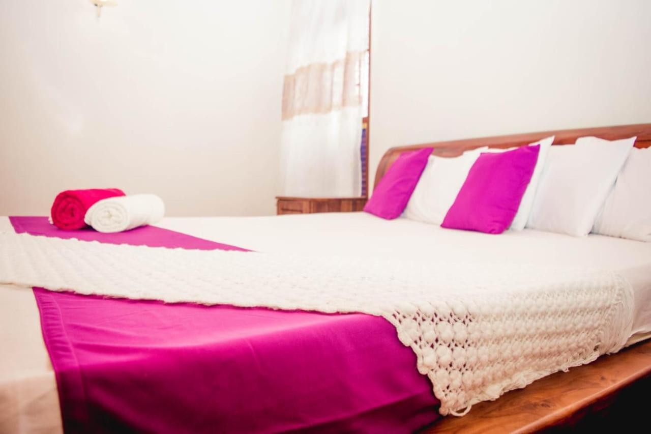 4Ty Two Homestay Galle Extérieur photo